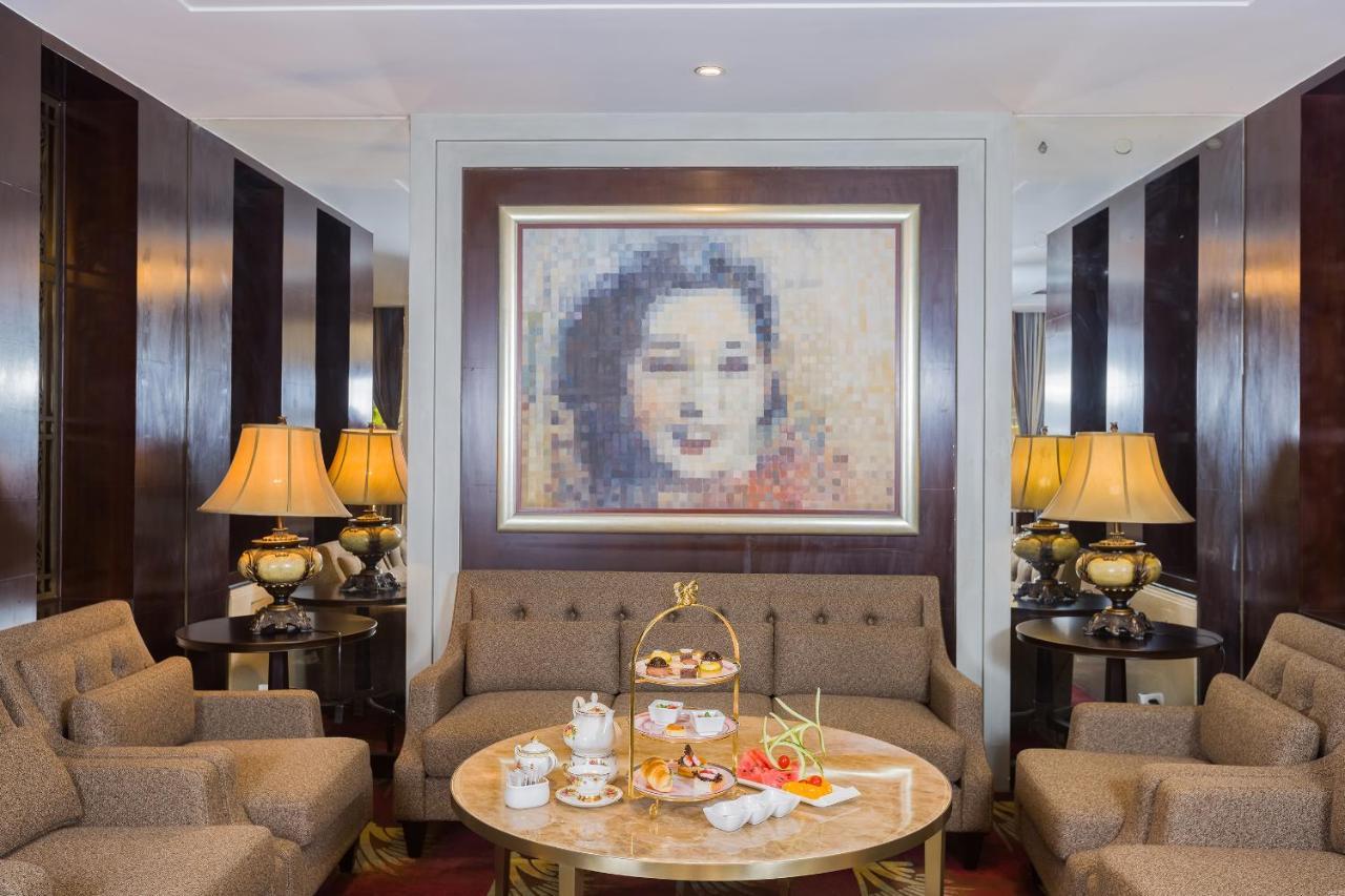 Broadway Mansions Hotel - On The Bund Shanghai Exterior photo