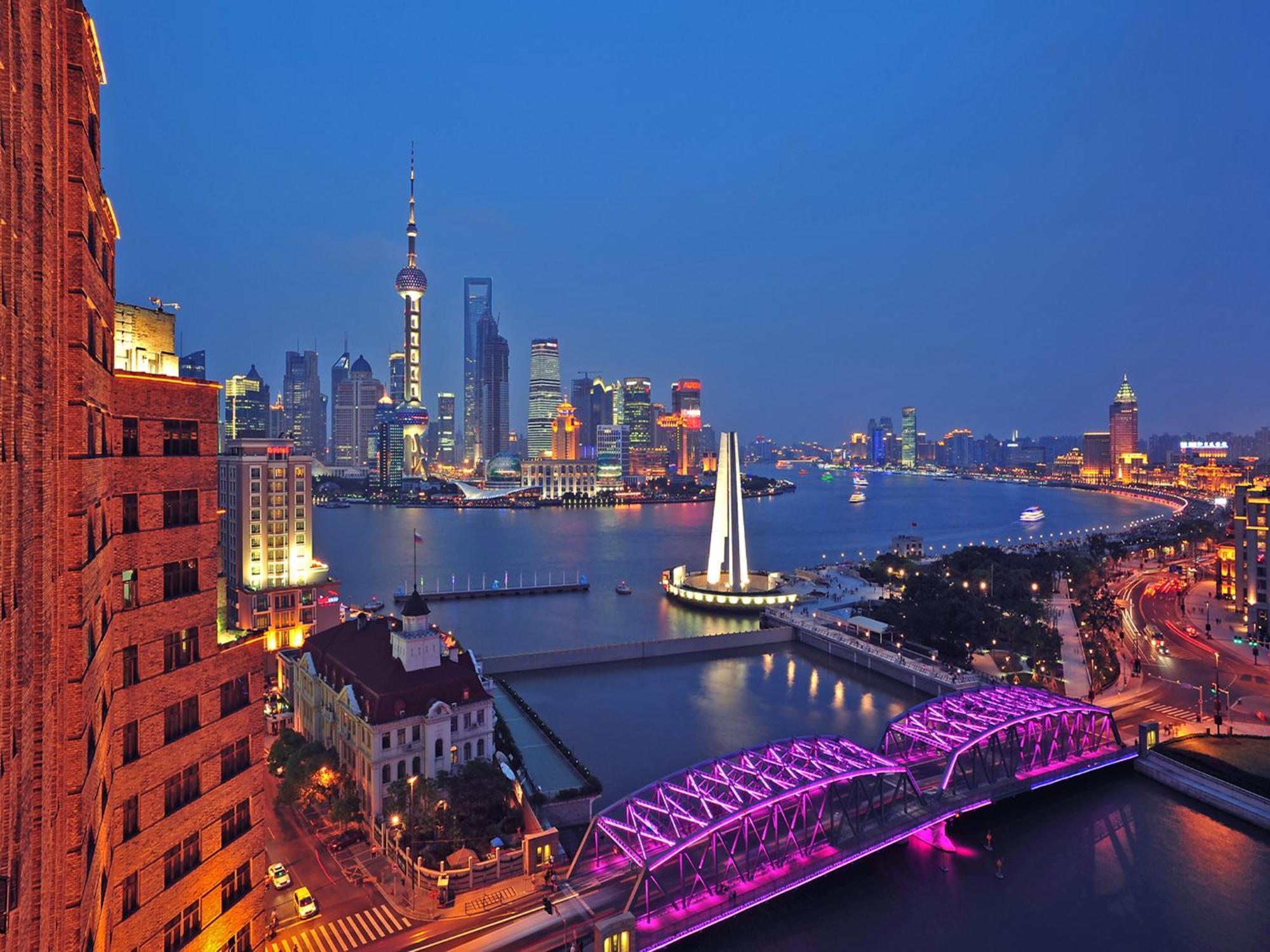 Broadway Mansions Hotel - On The Bund Shanghai Exterior photo