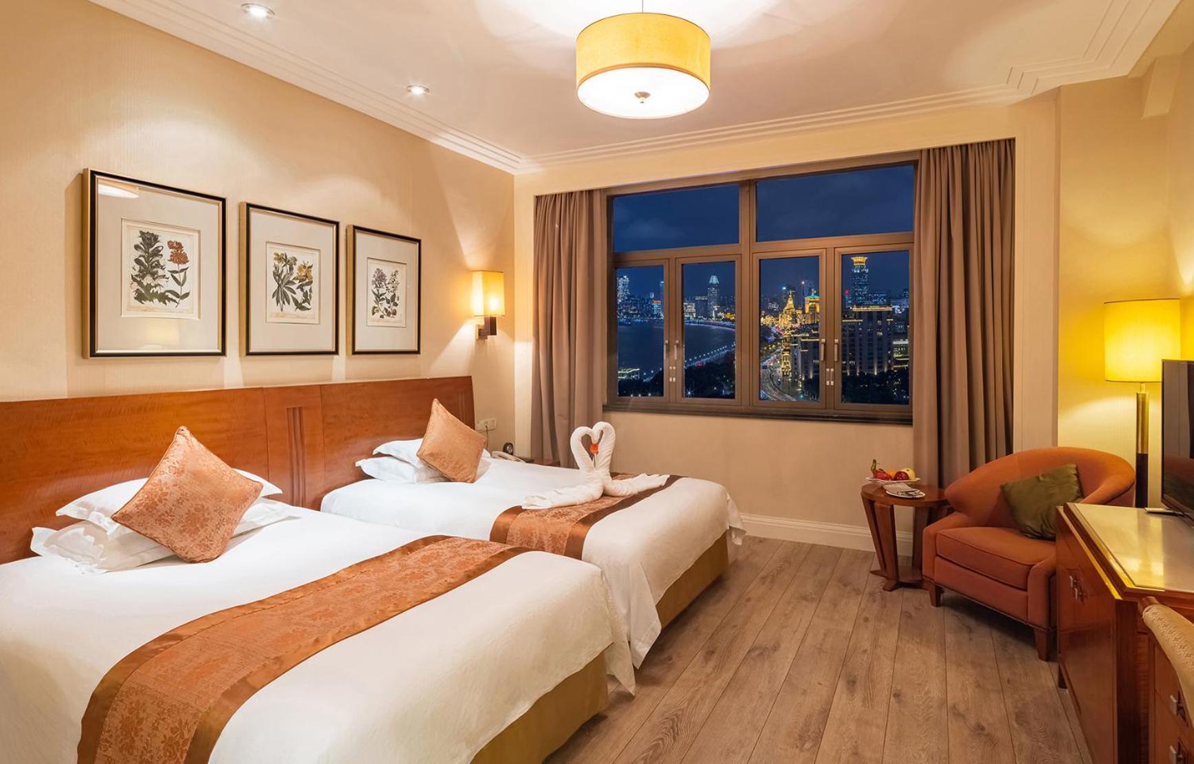 Broadway Mansions Hotel - On The Bund Shanghai Exterior photo