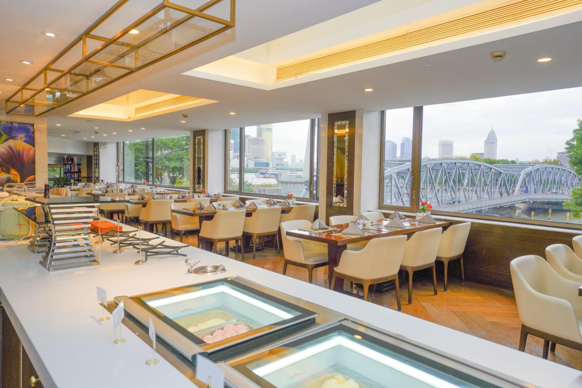 Broadway Mansions Hotel - On The Bund Shanghai Exterior photo